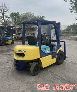 Xe nâng dầu 2 tấn Komatsu FD20LC-12-522792 số sàn đẹp Xe nâng dầu 2 tấn Komatsu