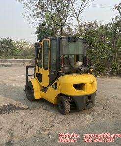 Xe nâng dầu 2.5 tấn Komatsu FD25T-17