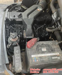 Xe nâng dầu 2.5 tấn Komatsu FD25T-17