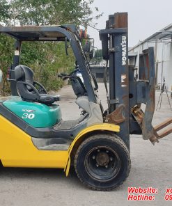 Xe nâng dầu 3 tấn Komatsu gật gù lốp kép FD30T-16