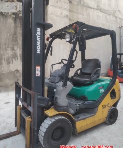 Xe nang dau Komatsu 1.5 tan FD15T 20 so tu dong cao 4m