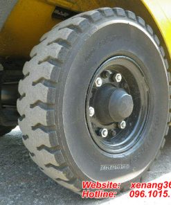 Xe nâng dầu Komatsu 1.8 tấn FD18T-21-208260 Xe nang dau Komatsu 18 tan FD18T 21 7