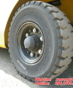Xe nâng dầu Komatsu 1.8 tấn FD18T-21-208260 Xe nang dau Komatsu 18 tan FD18T 21 9