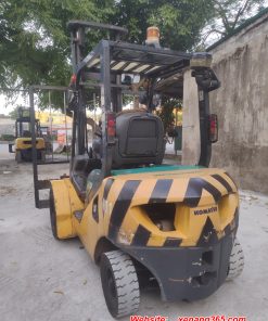 Xe nâng dầu Komatsu 2 tấn FD20T-16-373923 tháp 4.5m số tự động Xe nang dau Komatsu 2 tan FD20T 16 so tu dong 45m