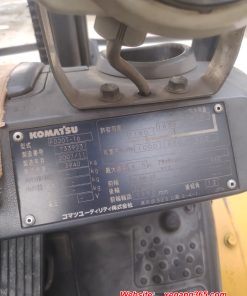Xe nâng dầu Komatsu 2 tấn FD20T-16-373923 tháp 4.5m số tự động Xe nang dau Komatsu 2 tan FD20T 16 so tu dong 45m3