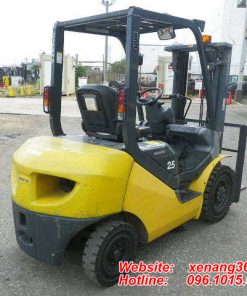 Xe nâng dầu Komatsu 2.5 tấn