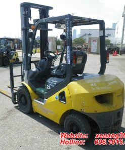 Xe nâng dầu Komatsu 2.5 tấn