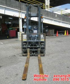 Xe nâng dầu Komatsu 2.5 tấn FD25T-17-334856 Xe nang dau Komatsu 25 tan FD25T 17 2