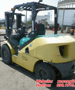 Xe nâng dầu Komatsu 3.5 tấn FD35T-10-134102 Xe nang dau Komatsu 35 tan FD35T 10 4
