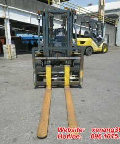 Xe nâng dầu Komatsu 3.5 tấn FD35T-10-134102 Xe nang dau Komatsu 35 tan FD35T 10 5