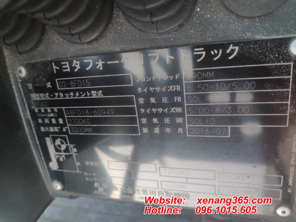 Xe nang dau Toyota 15 tan 8FD15 so tu dong cao 3m1