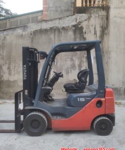 Xe nang dau Toyota 15 tan 8FD15 so tu dong cao 3m5