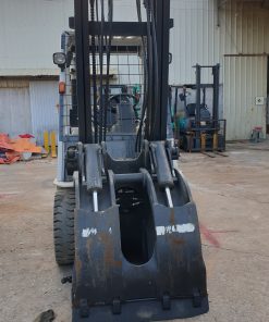 Xe nâng dầu Unicariers 2.5 Tấn FHD25T5-F185-00247 kẹp tròn Xe nang dau Unicarriers 25 FHD25T5tan kep cuon giay5