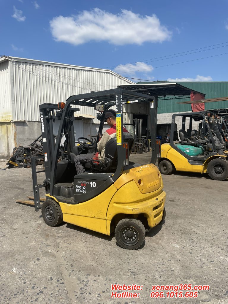 Xe nâng điện 1 tấn Komatsu FB10-12-2017 chạy lướt siêu đẹp Xe nâng điện 1 tấn Komatsu