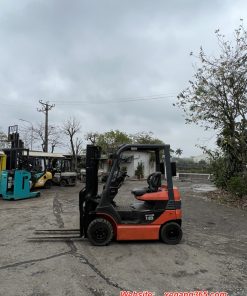 Xe nâng điện 1.8 tấn
