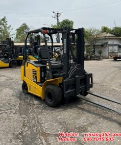 xe nâng Komatsu FE25-1