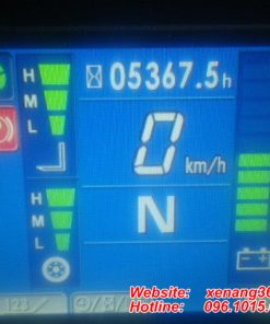 Xe nâng điện chui công 2.5 tấn Komatsu FE25-1 307322 Màn hình của xe