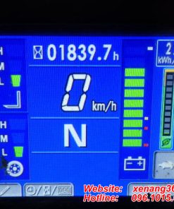 Xe nâng kẹp gạch 2.5 tấn Komatsu chạy điện FE25-1 Màn hình xe FE25-1