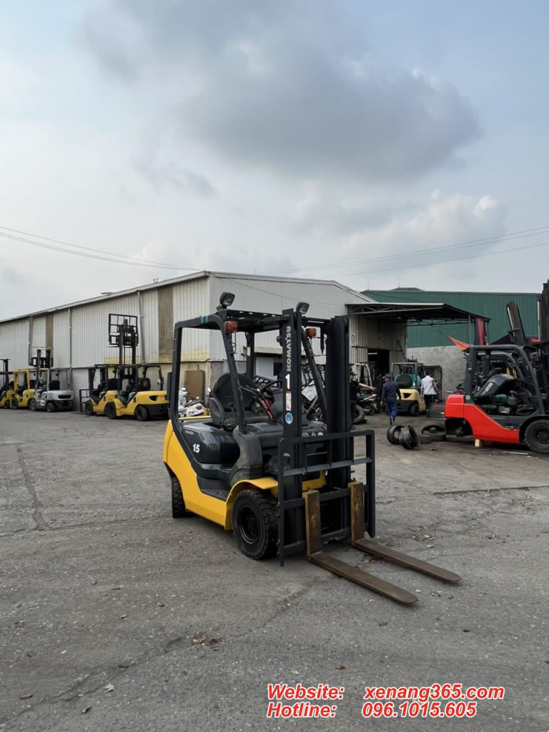 Xe nâng xăng 1.5 tấn Komatsu FG15C-21-204301 Xe nâng xăng 1.5 tấn
