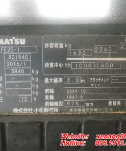 Xe nang dien Komatsu 2 5 tan FE25 1 301540 2 1