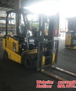 xe nâng Komatsu FE25-1
