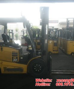 Xe nâng điện Komatsu 3 tấn FE30-1 Mâm xoay Xe nâng điện 3 tấn