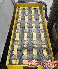 Xe nâng điện kho lạnh Komatsu 1.4 tấn FB14RLF-14 chui công Bình ăc quy