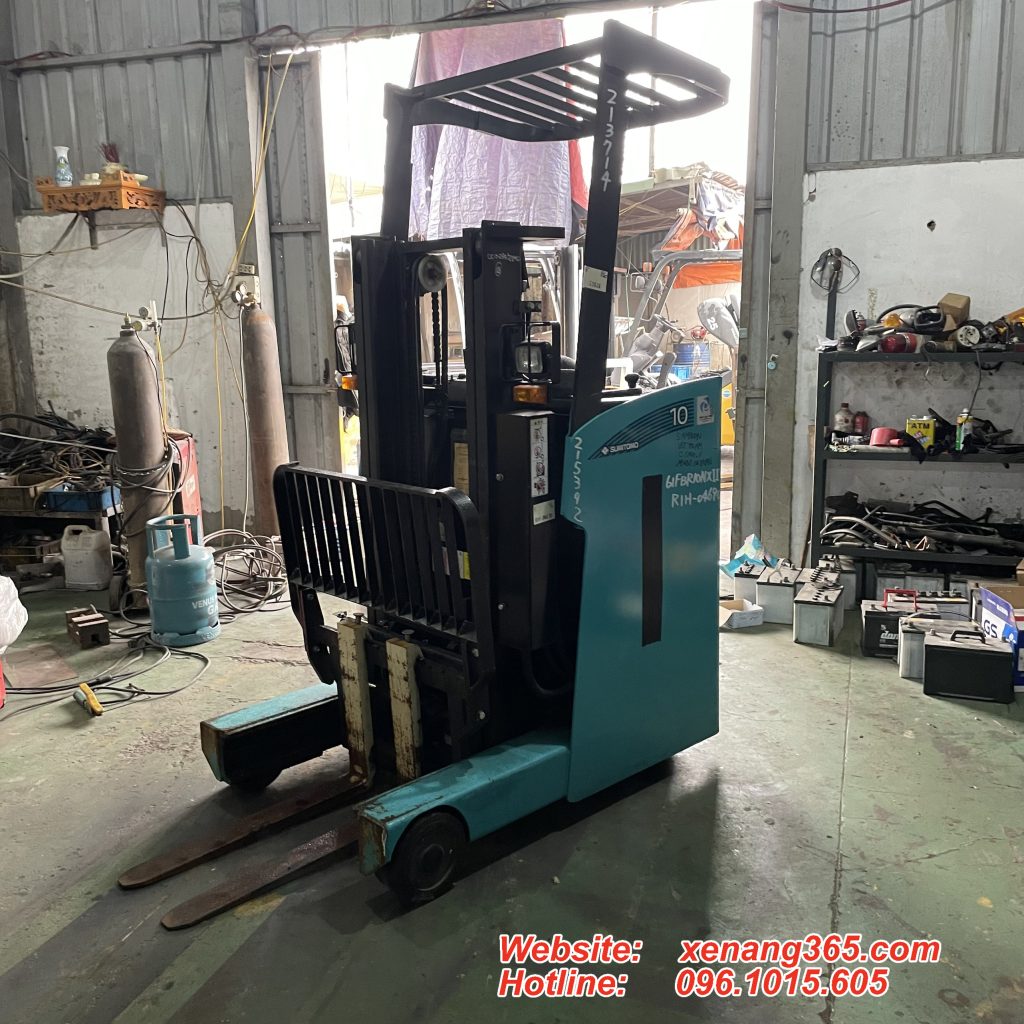 Mặt trước Xe nâng điện Sumitomo 1 tấn