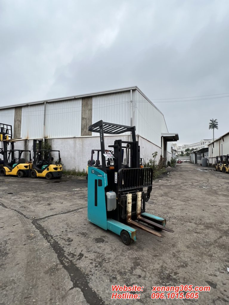 Mặt trước Xe nâng điện Sumitomo 1 tấn