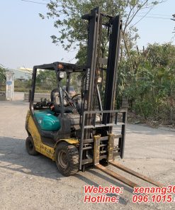 Mặt trước xe nâng gas Komatsu 1.8 tấn FG18T-20