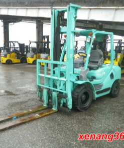 Xe nâng dầu 3 tấn