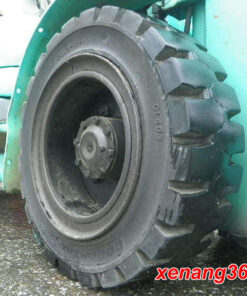 Xe nâng dầu 3 tấn Komatsu FD30C-16-713197 Gật gù Số sàn Xe nâng dầu 3 tấn