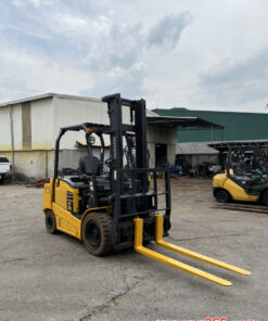 Xe nâng điện 3 tấn Komatsu FE30-1 Gật gù Xe nâng điện 3 tấn FE30-1