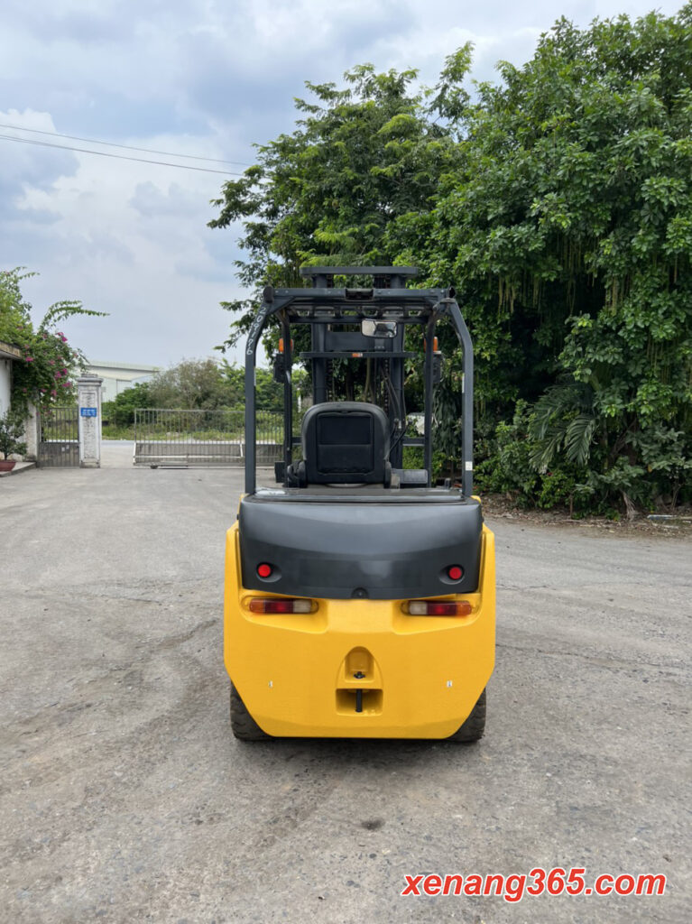 Xe nâng điện 3 tấn FE30-1