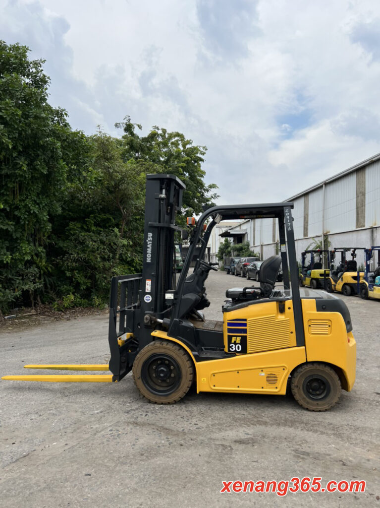 Xe nâng điện 3 tấn FE30-1
