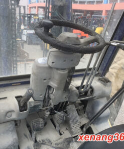 Xe nâng dầu 3 tấn cũ Komatsu FD30C-12 Số sàn dịch giá Cabin lái Xe nâng dầu 3 tấn cũ Komatsu FD30C-12