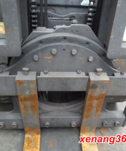 Xe nâng dầu 3 tấn Komatsu FD30C-15 số sàn Mâm xoay