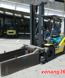 Xe nâng dầu 3 tấn Komatsu FD30T-15