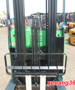 Xe nâng điện 1.3 tấn đứng lái Toyota 7FBR13 cao 5.5m chui công container| Reach truck 1.3 ton Tháp nâng 3 ty 3 lao