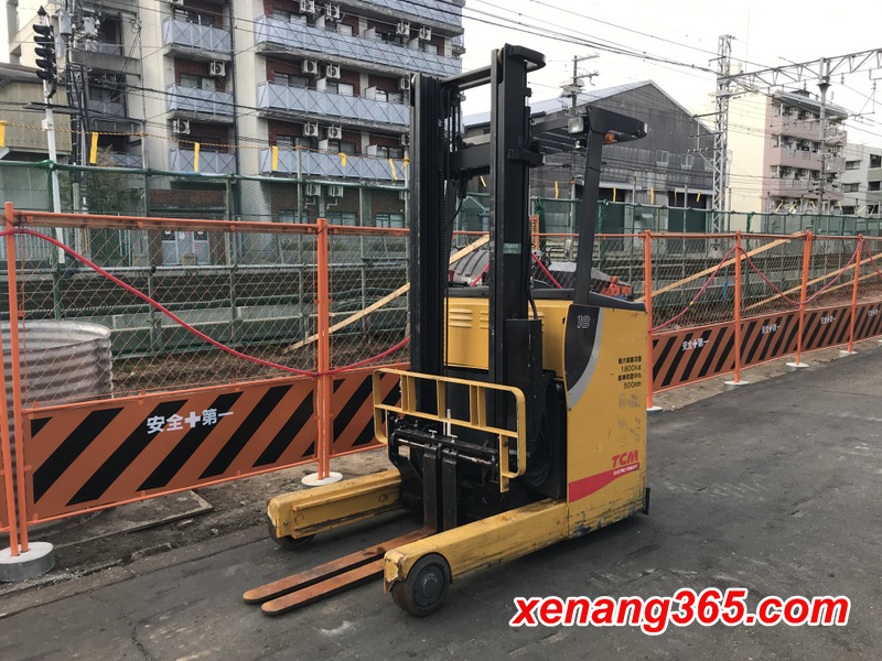 Xe nâng điện đứng lái 1.8 tấn cũ TCM FRHB18-8