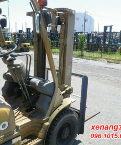 Xe nâng dầu 2 tấn Komatsu FD20C-12-531111 Số sàn đẹp Xe nâng dầu 2 tấn Komatsu FD20C-12