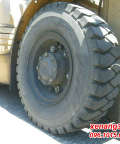 Xe nâng dầu 2 tấn Komatsu FD20C-12-531111 Số sàn đẹp Xe nâng dầu 2 tấn Komatsu FD20C-12