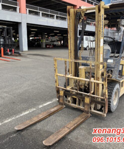 Xe nâng dầu 1.8 tấn cũ Komatsu FD18H-15 gật gù, gầu xúc Xe nâng dầu 1.8 tấn cũ Komatsu FD18H-15