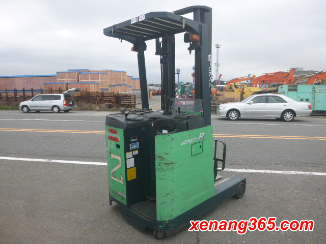 xe nâng điện đứng lái 1.5 tấn Toyota 7FBR15