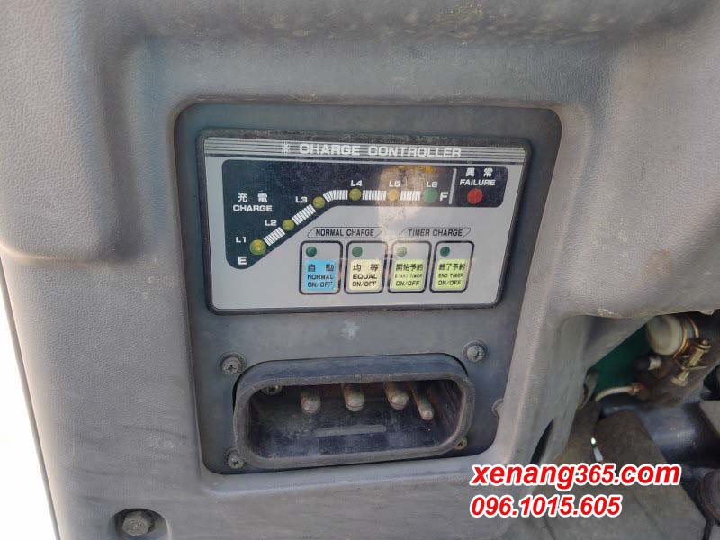 Xe nâng điện 1.5 tấn Komatsu FB15EXL-11-812439| Giá rẻ|Nhập khẩu Nhật Bản Vị trí sạc điện