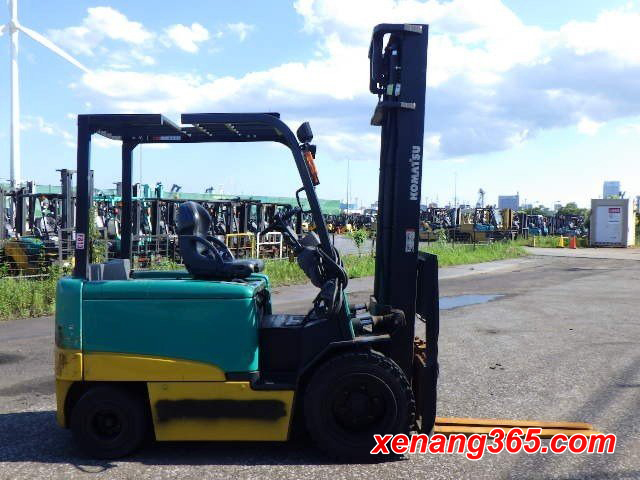 Xe nâng điện 3 tấn Komatsu FB30-11