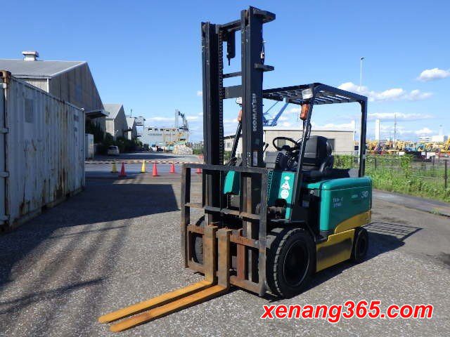 Xe nâng điện 3 tấn Komatsu FB30-11