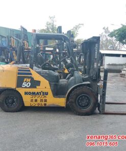 Xe nâng dầu 5 tấn Komatsu FH50-1 số tự động sản xuất 2012 đời cao xe đẹp Ảnh bênsau xe nâng dầu 5 tấn Komatsu FH50-1