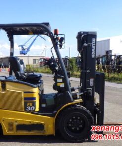 Xe nâng điện 3 tấn Komatsu FE30-1 sản xuất 2019 dịch giá siêu đẹp Mặt bên xe nâng điện 3 tấn Komatsu FE30-1
