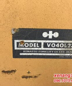 Xe nâng dầu 3.5 tấn Komatsu FD35-4 121004 số sàn gật gù lốp kép nhập khẩu xe nang dau 3 tan Komatsu FD35 4 lop kep 121004 17